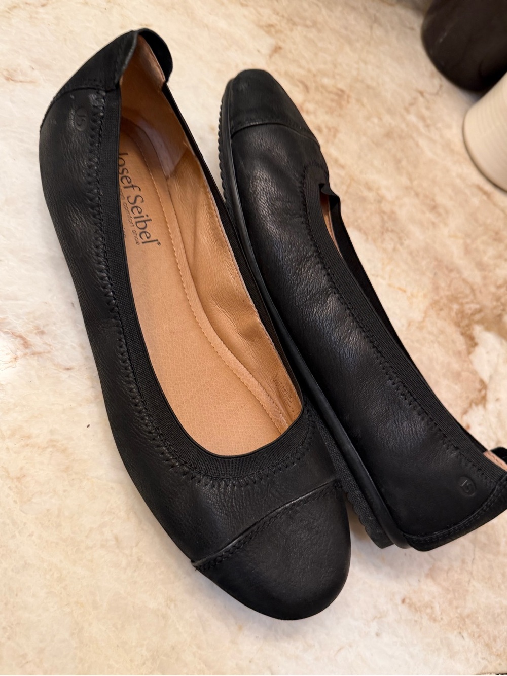 Josef Seibel Pippa black leather flats Sz 41 (10-10.5)